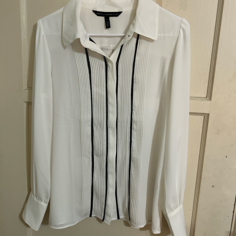 NWT White House Black Market Blouse